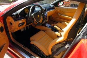 Image 10/33 de Ferrari 599 GTB Fiorano (2008)