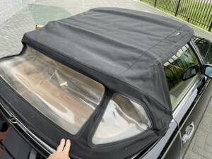 Image 14/36 de Mercedes-Benz 560 SL (1986)