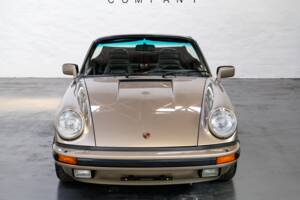 Image 22/36 of Porsche 911 Carrera 3.2 (1984)