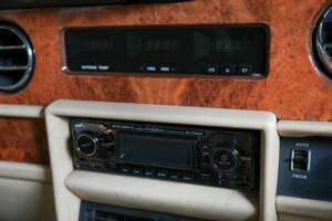 Image 27/48 of Rolls-Royce Silver Spirit (1983)