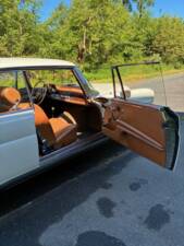 Image 6/19 of Mercedes-Benz 250 SE (1965)