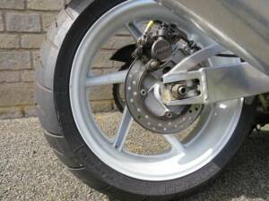 Image 33/41 de Honda CBR 900RR Fireblade (1993)