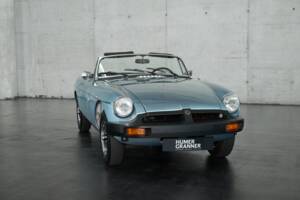 Image 20/50 of MG MGB (1976)