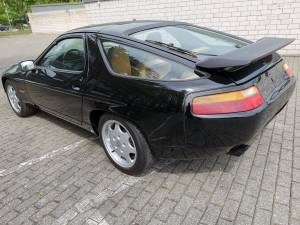 Image 9/22 of Porsche 928 GT (1990)