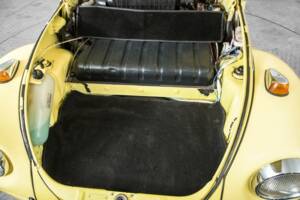 Immagine 34/50 di Volkswagen Käfer 1302 (1971)