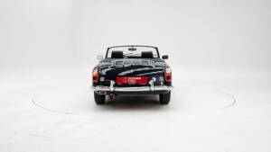 Image 7/15 de MG MGB (1972)