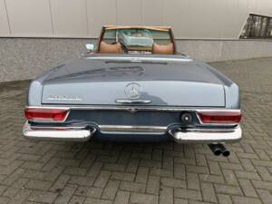 Immagine 9/50 di Mercedes-Benz 280 SL (1969)