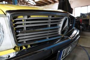Image 9/50 of Mercedes-Benz 500 SL (1983)
