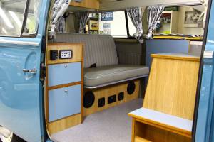 Imagen 22/33 de Volkswagen T2a Kombi (1970)