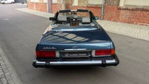 Image 5/88 of Mercedes-Benz 380 SL (1984)