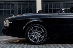 Image 17/34 of Rolls-Royce Phantom DHC (2008)