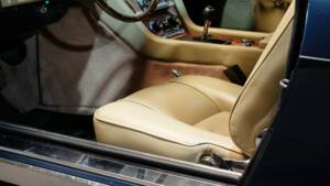 Image 14/36 of Jensen Interceptor MK III (1973)