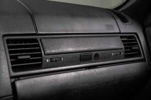 Afbeelding 22/46 van BMW 318i (1995)