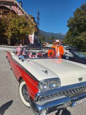 Image 2/31 de Ford Fairlane Skyliner (1959)