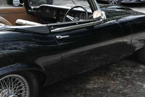 Image 22/50 de Jaguar Type E V12 (1974)