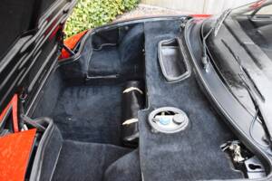 Afbeelding 30/40 van Ferrari Testarossa (1986)