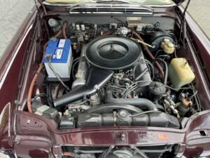 Image 28/36 de Mercedes-Benz 280 SE 3,5 (1971)