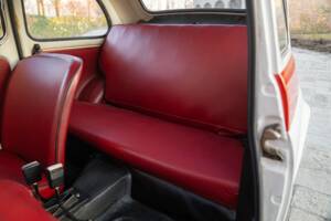 Image 28/50 of FIAT 500 F (1970)