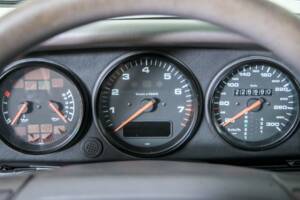 Bild 14/50 von Porsche 911 Carrera 2 (1991)