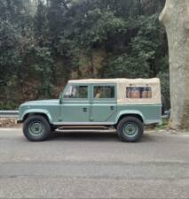 Bild 11/16 von Land Rover Defender 110 300Tdi (1998)