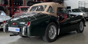 Image 4/34 of Triumph TR 2 (1955)