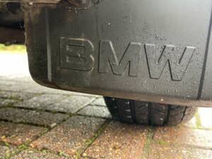 Immagine 43/50 di BMW 320i (1986)