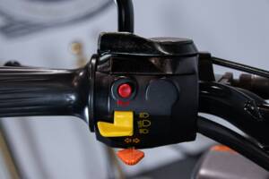 Image 22/50 of BMW R 80 GS (1988)