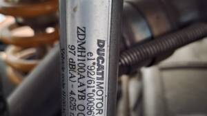 Image 4/4 de Ducati DUMMY (2000)