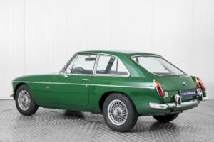 Bild 6/50 von MG MGB GT (1968)