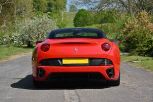 Afbeelding 34/50 van Ferrari California (2011)