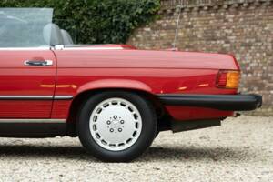 Bild 38/50 von Mercedes-Benz 560 SL (1986)