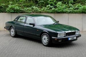Image 10/77 de Jaguar XJ 40 (XJ-R) (1993)