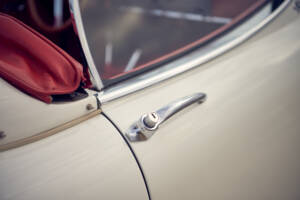 Immagine 39/42 di Jaguar XK 150 3.4 S OTS (1958)