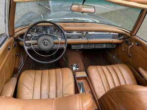 Immagine 33/50 di Mercedes-Benz 280 SL (1969)