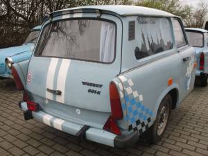 Image 2/13 of Trabant 601 (1975)