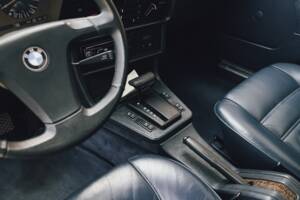 Bild 36/40 von BMW 633 CSi (1984)