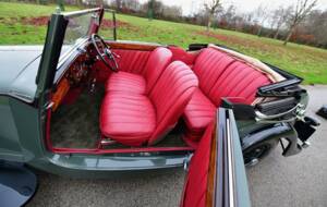 Image 26/50 of Bentley 4 1&#x2F;4 Litre (1939)