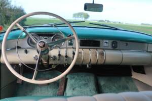 Image 28/50 of Buick 60 Century Riviera (1955)