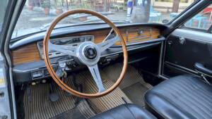 Image 26/54 de FIAT 1300 Vignale (1965)