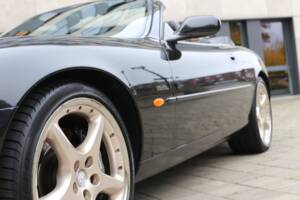 Immagine 31/45 di Jaguar XKR (2001)