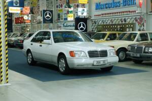 Bild 5/50 von Mercedes-Benz 300 SE (1992)