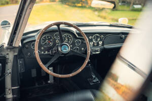 Image 17/22 de Aston Martin DB 5 (1964)