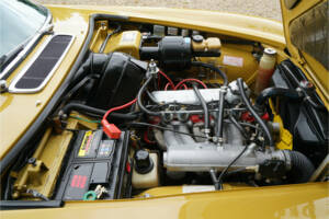 Image 13/50 of Volvo 1800 E (1971)
