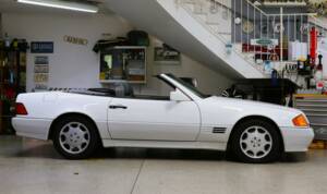 Image 4/27 of Mercedes-Benz SL 500 (1993)