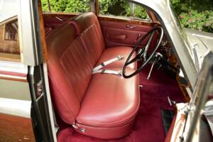 Bild 27/50 von Bentley S 1 (1957)