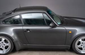 Image 7/33 de Porsche 911 Turbo 3.3 (1991)