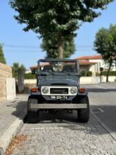 Image 2/50 of Toyota Land Cruiser BJ 40 (1981)