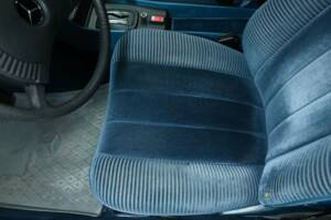 Image 11/29 of Mercedes-Benz 280 SE (1977)
