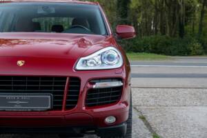 Image 19/45 of Porsche Cayenne Turbo (2009)