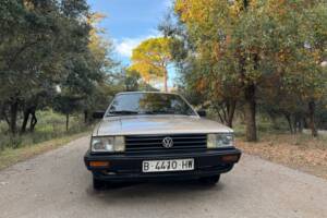Image 5/57 of Volkswagen Passat 2.0 (1987)